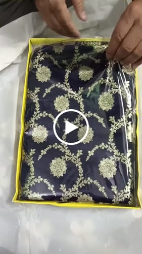 Customer video review of Navy Blue Murmuri Jaal Katan Silk Banarasi Saree