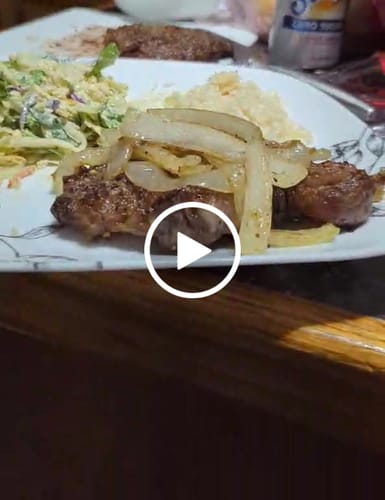 Customer video review of Steak Sampler Box 🥩
