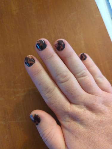 Customer photo review of Tortoise Shell | Nail Polish Wrap