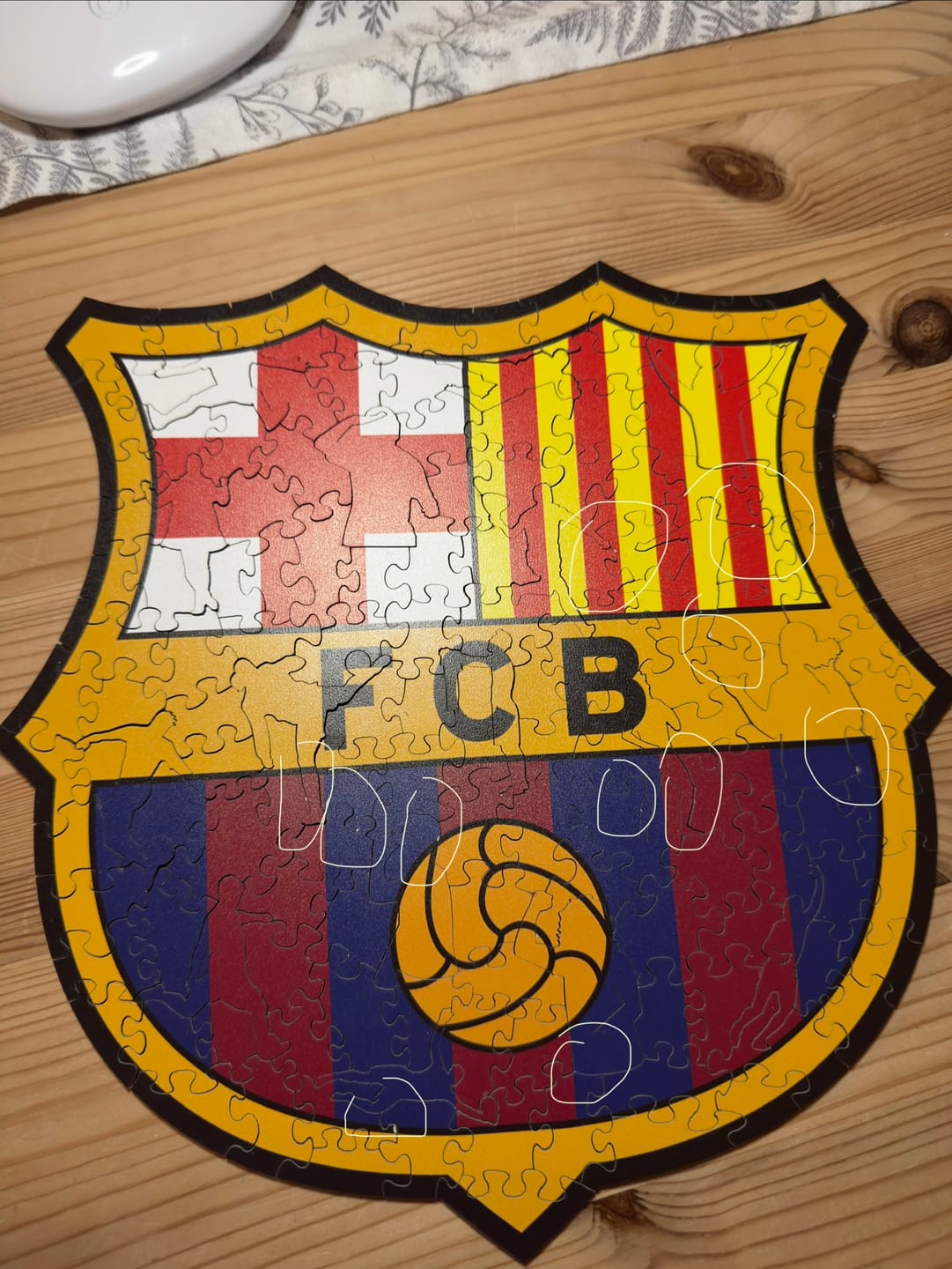 Customer photo review of FC Barcelona® Logo - Holzpuzzle