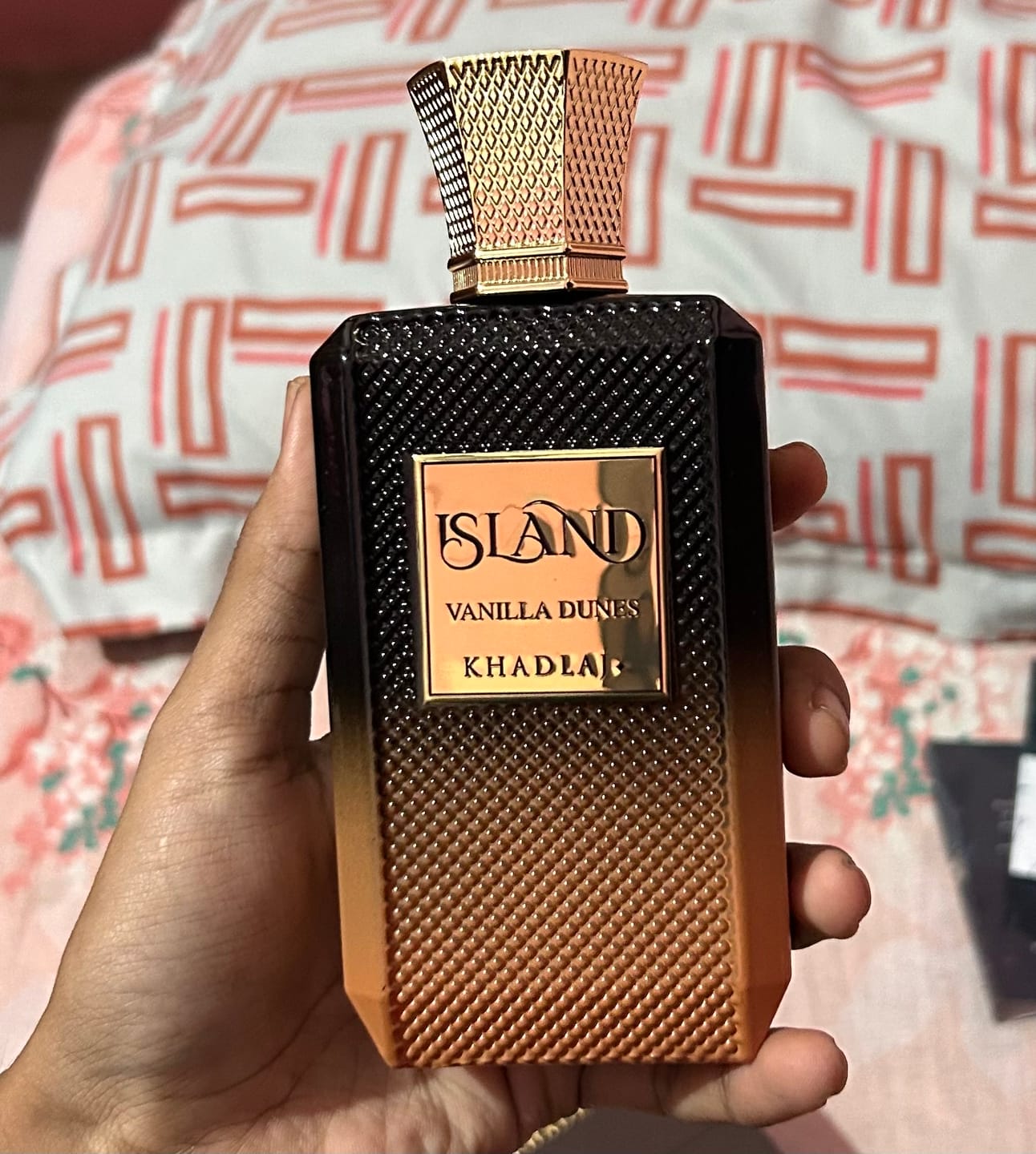 Customer photo review of Khadlaj Island Vanilla Dunes Extrait De Parfum For Unisex
