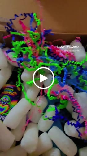 Customer video review of Lisas Freaks Sub Box