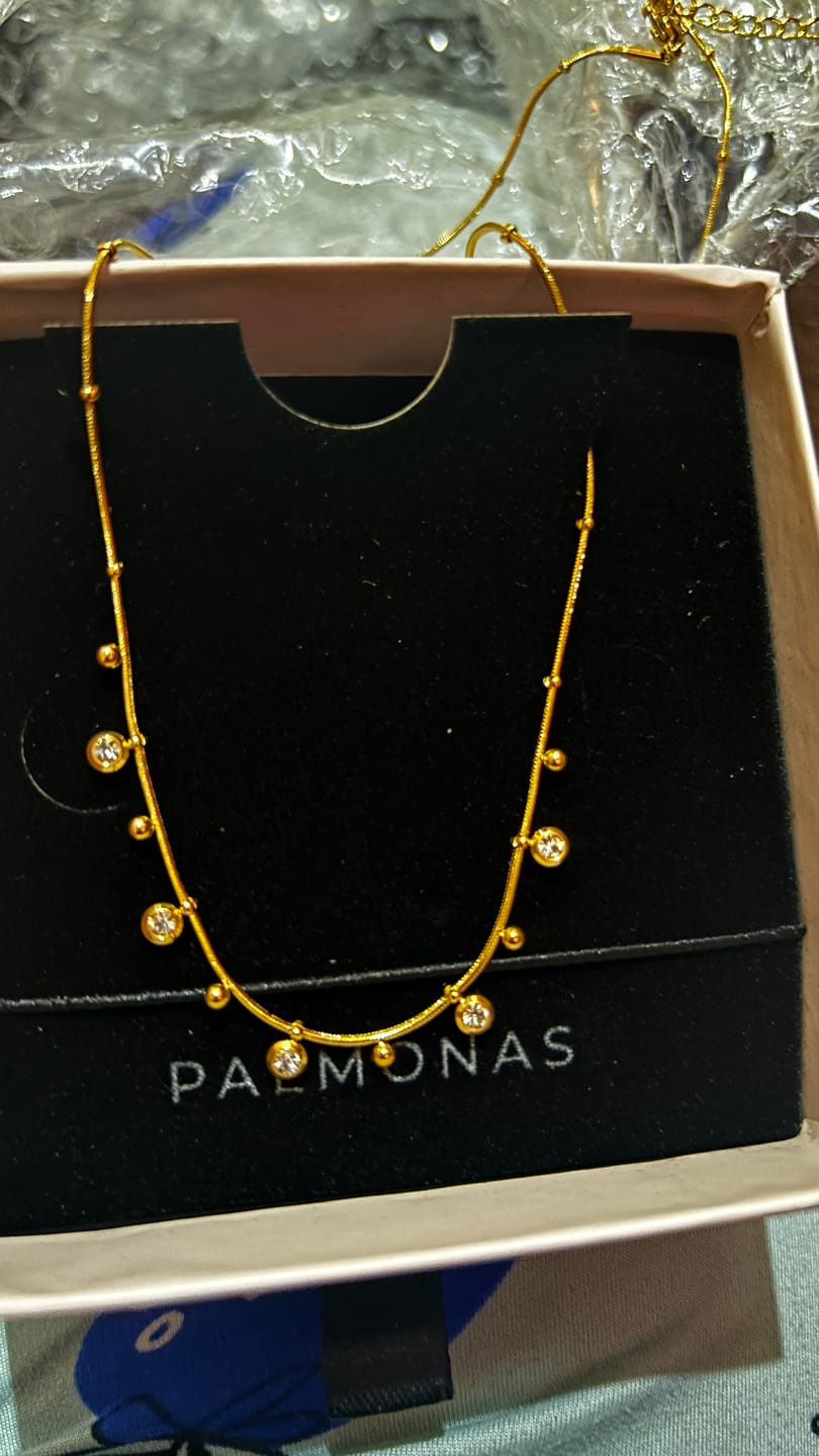 Customer photo review of Shimmering Diamond Chain Necklace