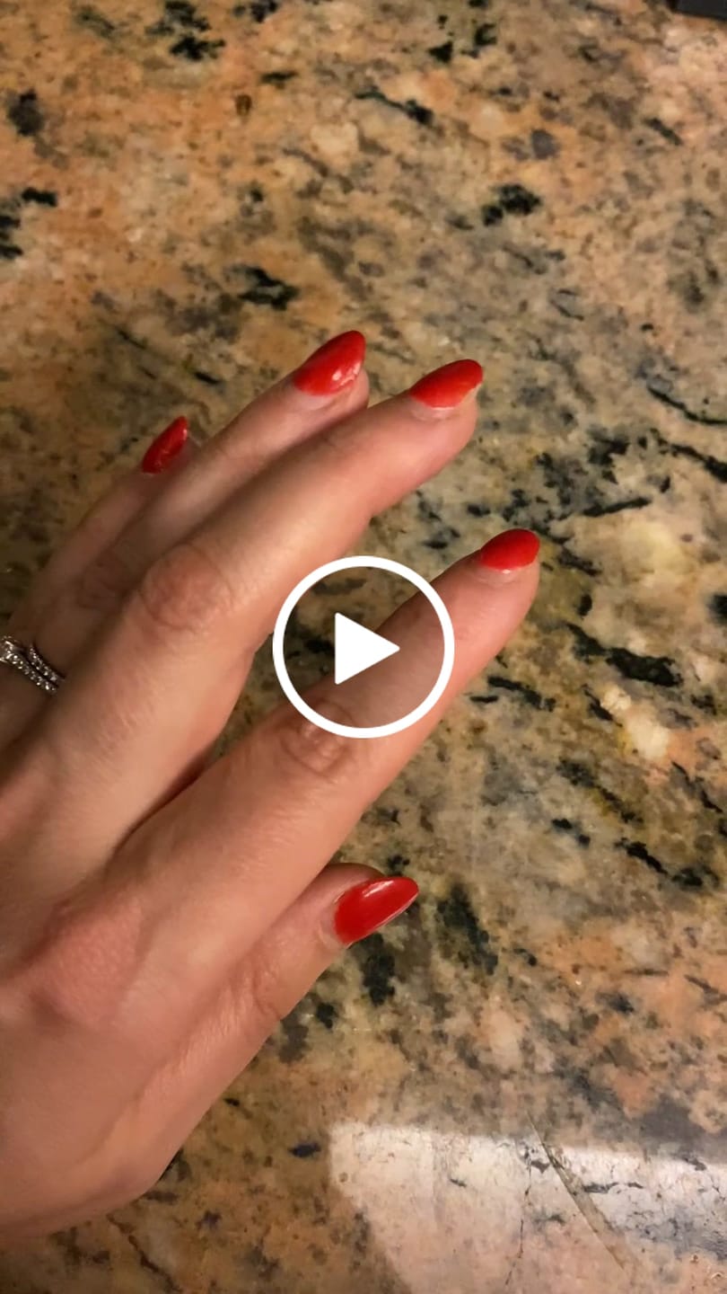 Customer video review of Rose Red Dipping Powder