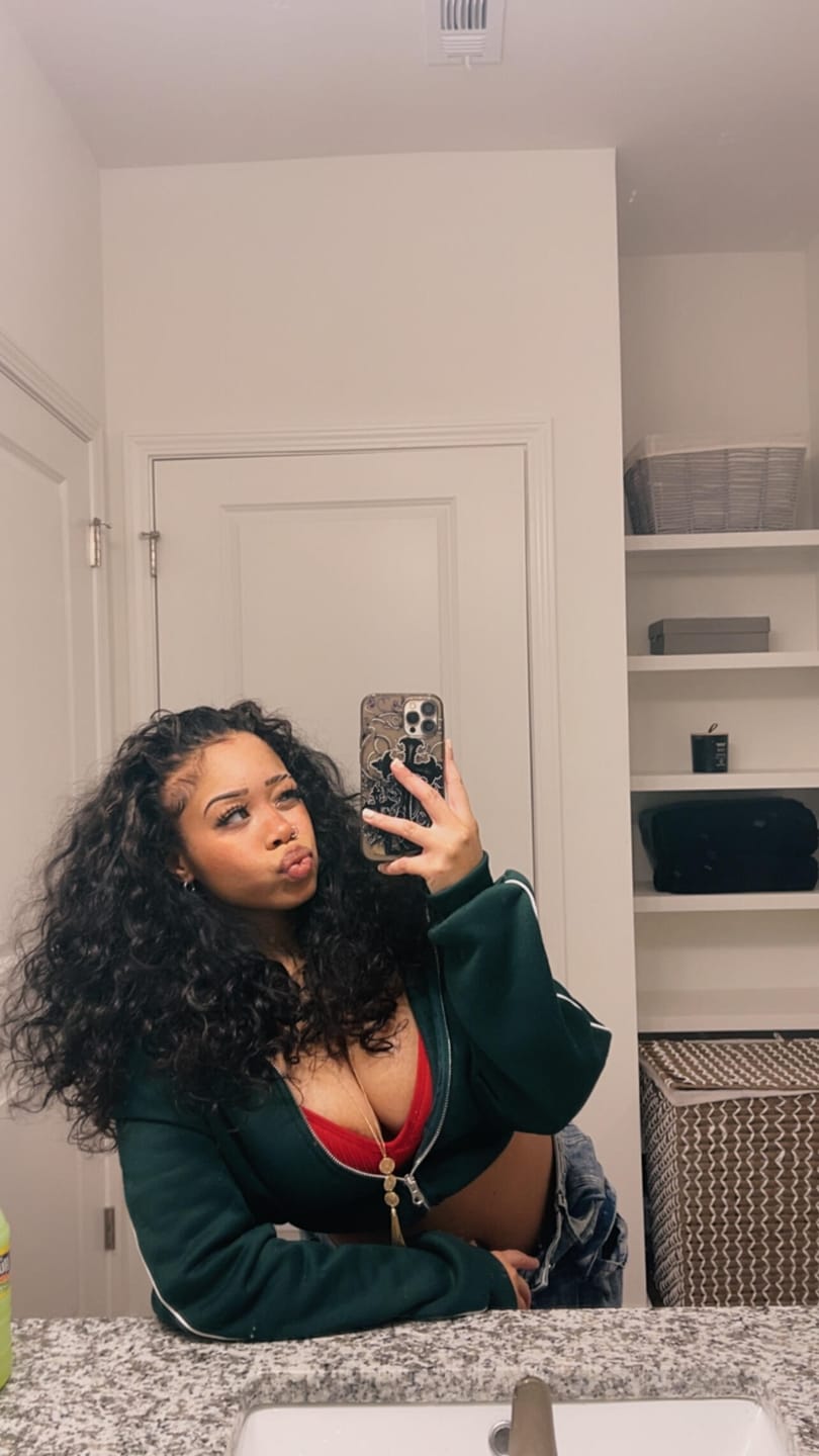 Customer photo review of Curly Blossom