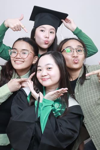 Customer photo review of 📸 Printave™ Self-Photo Studio (30-minute shoot)