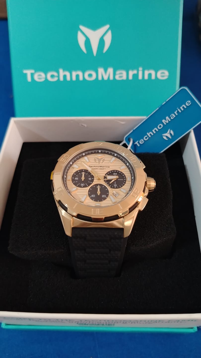 Customer photo review of Reloj Technomarine Seven 725023