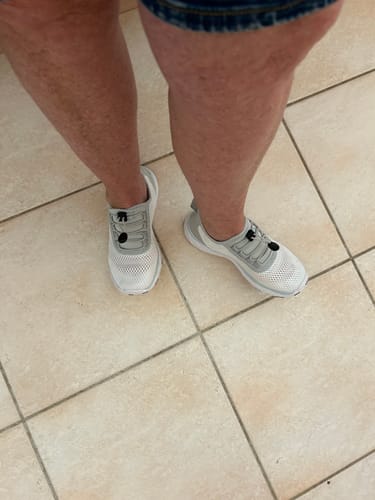 Customer photo review of Women's Xdrain Crew