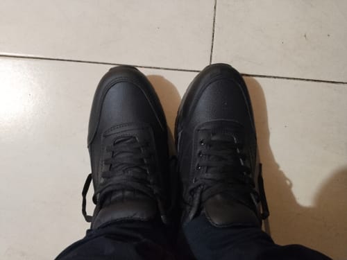 Customer photo review of Tenis Toronto - Negro