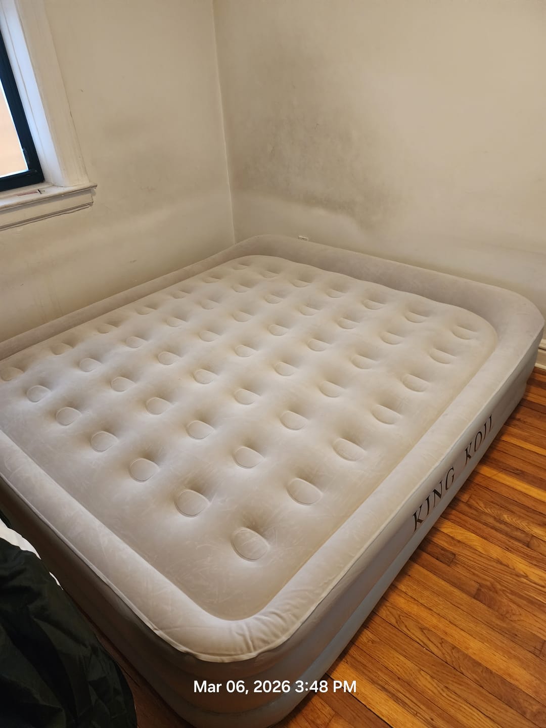 Customer photo review of King Koil Luxury Air Mattress with High Speed Built-in Pump