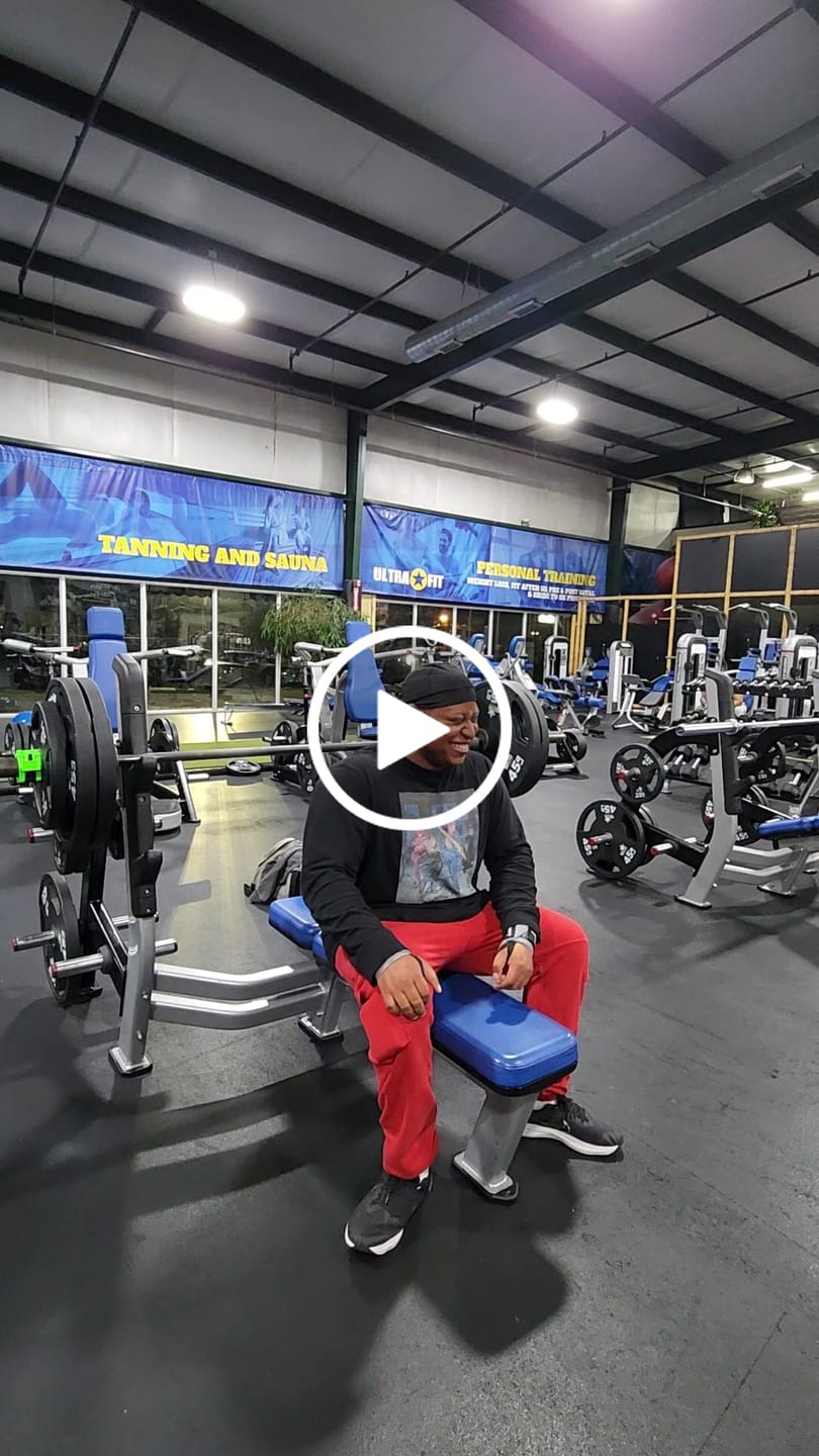 Customer video review of HolStrength Wrist Wraps 18"