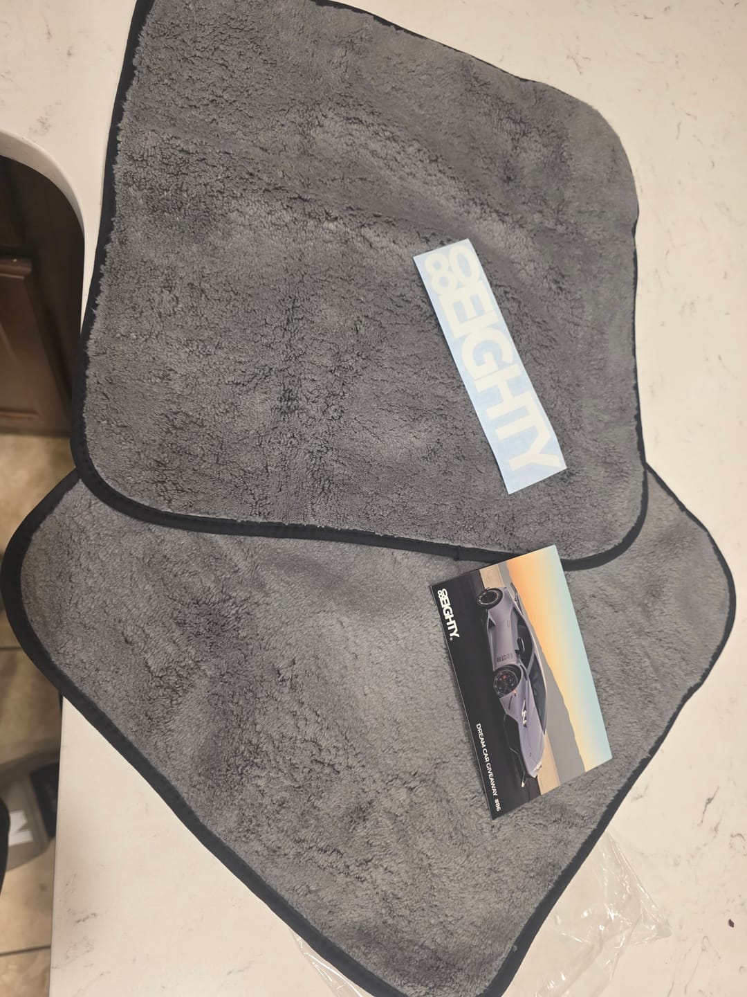 Customer photo review of Premium MicroFiber Towels (2Pack)