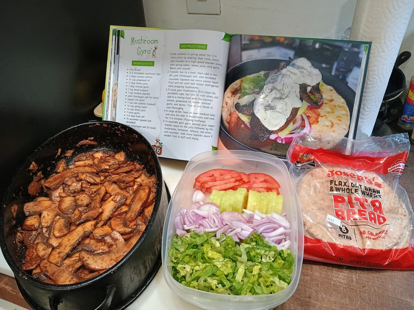 Customer photo review of Eat Mor' Plants Cookbook (SIGNED Hardcopy)