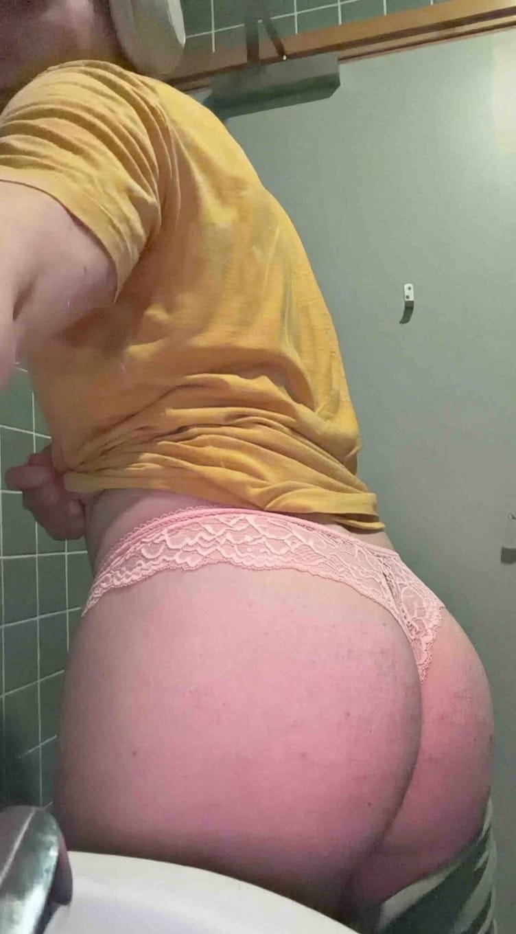 Customer photo review of Bumzzy Butt Shaver 2.0 Replacement Blade