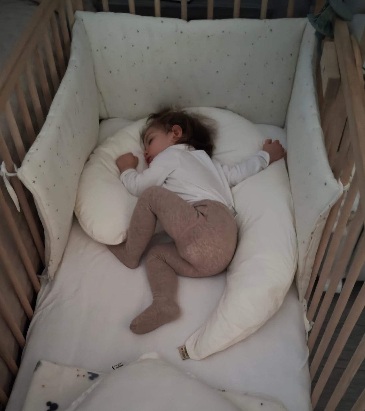 Customer photo review of ALMOHADA LUNA®️ 🌙 Ayuda a dormir solitos! Ideal para peques con muchos despertares