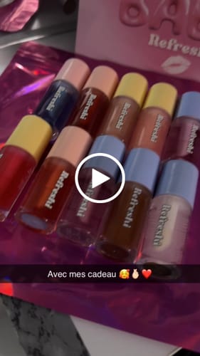 Customer video review of MINI MYSTERY LIP OIL *exclusivité live Tiktok