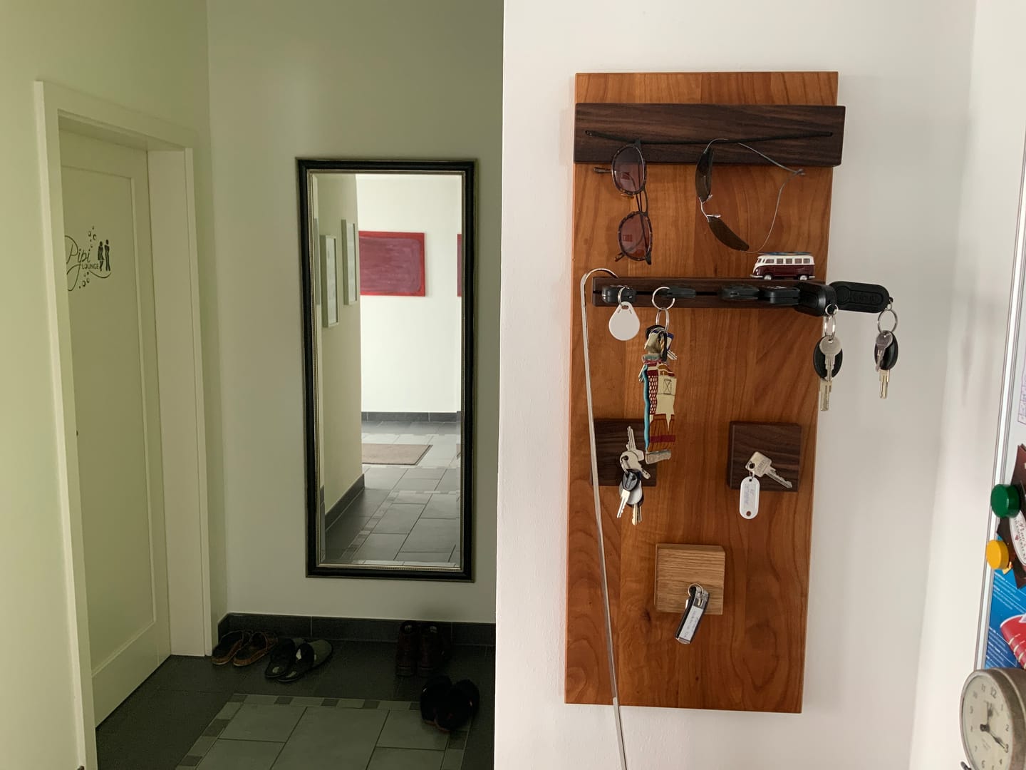 Customer photo review of Brillenhalter SPECULA aus Holz