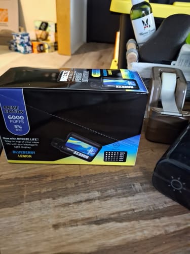 Customer photo review of Breeze Prime Edition Disposable Vape