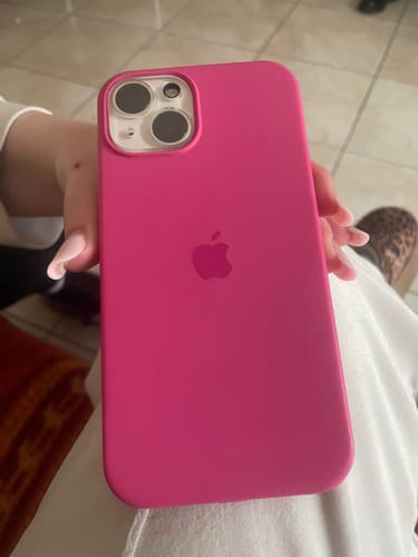 Customer photo review of Husa Silicon pentru iPhone 14, Dragon Fruit