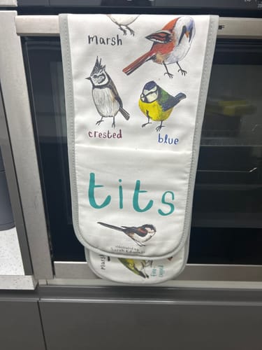 Customer photo review of Tits Oven Glove