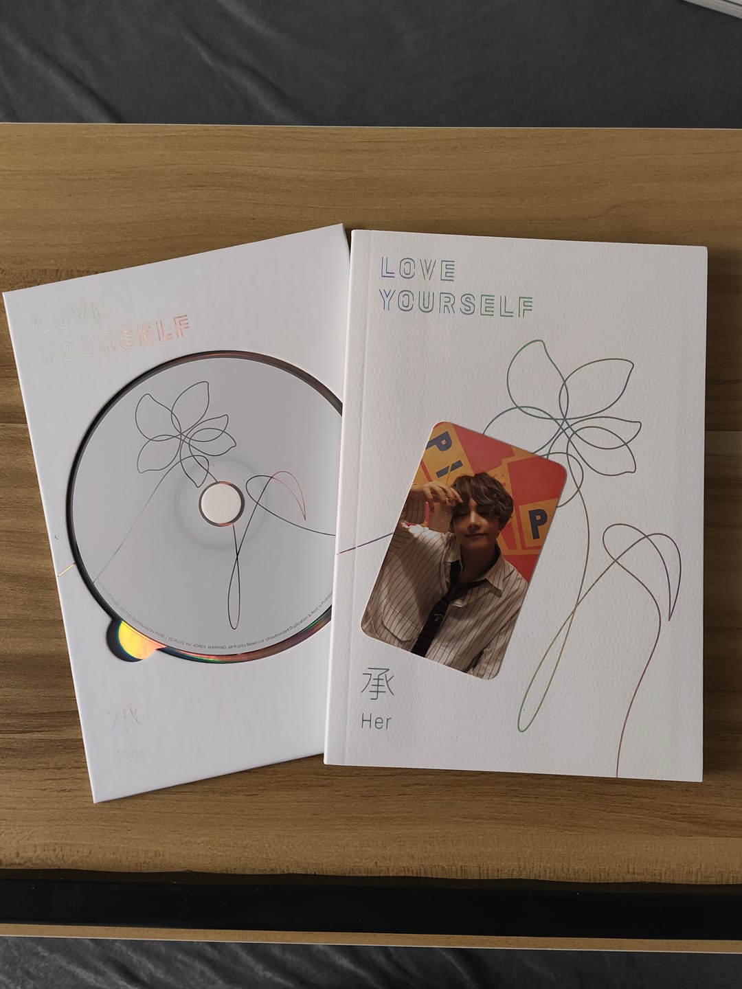 Customer photo review of BTS - 5TH MINI MINI ALBUM LOVE YOURSELF 承 Her