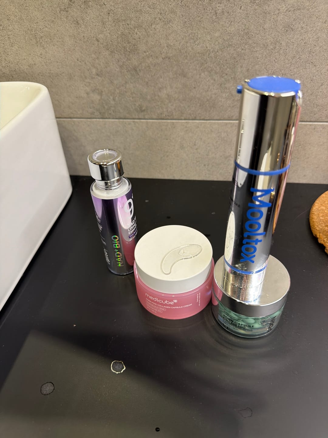 Customer photo review of Kapsulu liftinga krēms ādas tvirtumam Medicube PDRN Pink Collagen Capsule Cream