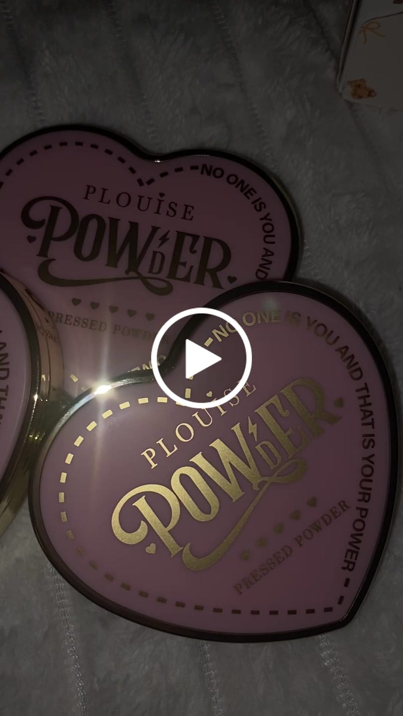 Customer video review of P.Louise Under-Eye Brightening Powder