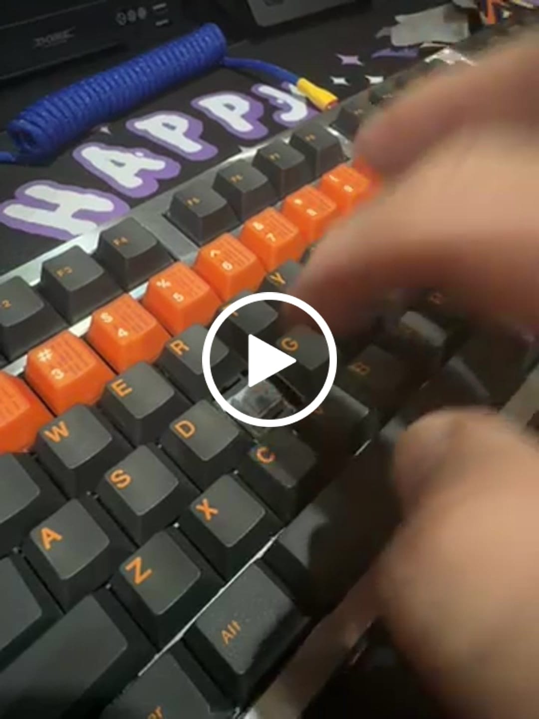 Customer video review of HMX T-REX LINEAR SWITCH FACTORY LUBED (10PCS)