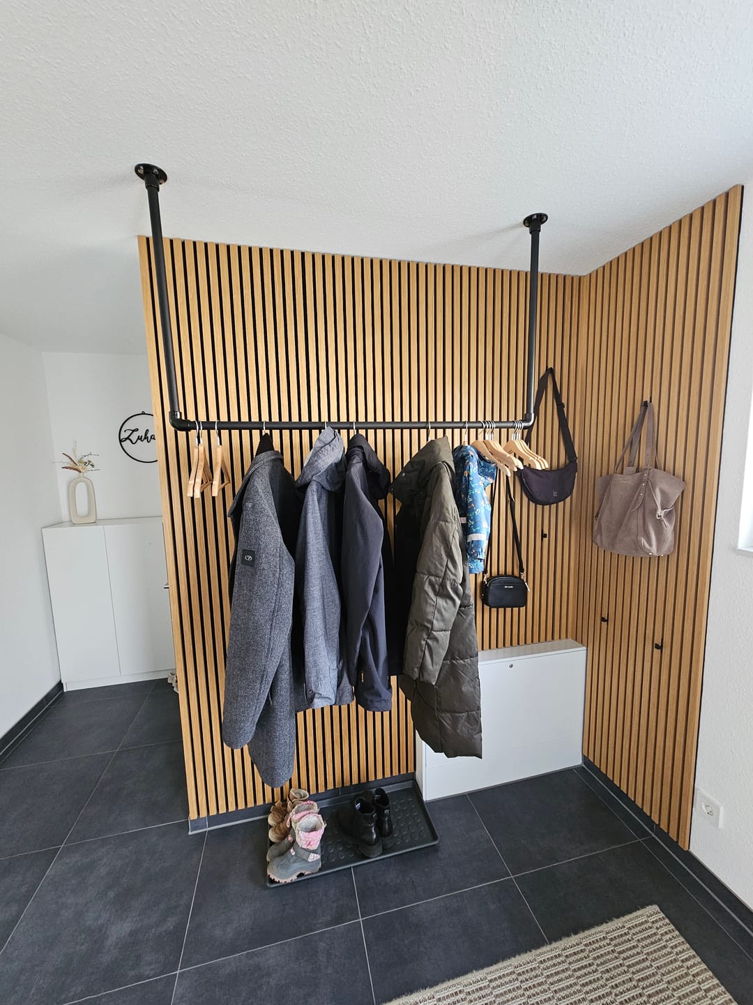 Customer photo review of Akustikpaneele Rustikale Eiche | 240 cm x 60 cm | Dreiseitig Echtholzfurnier