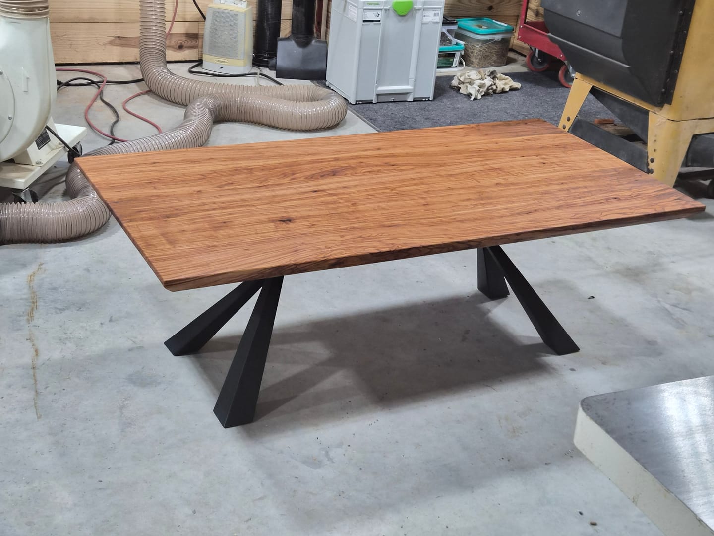 Customer photo review of Coffee Table Legs 125 Kheops 16.1" H Modern Metal Furniture