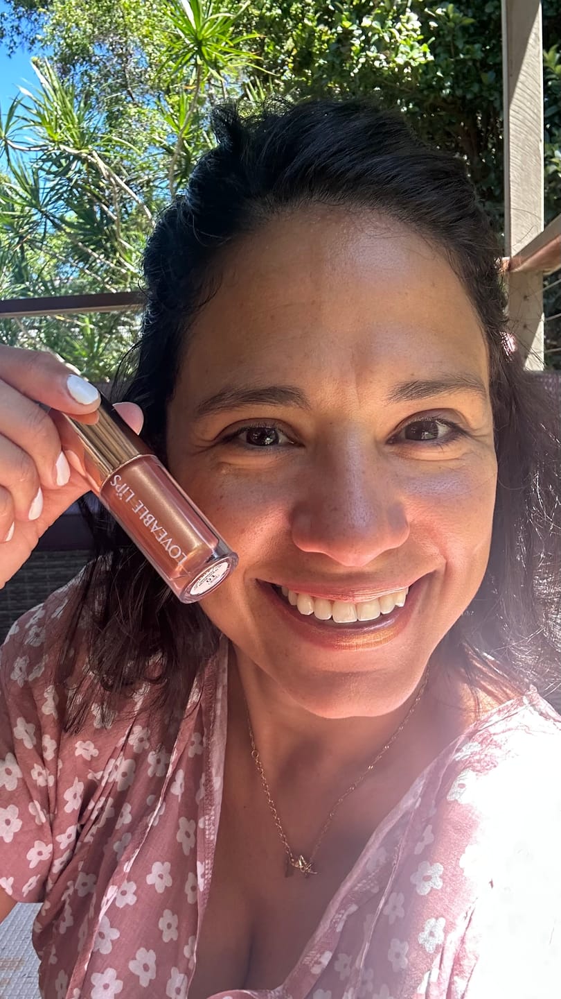 Customer photo review of Radiant Rose Gold Lip Gloss
