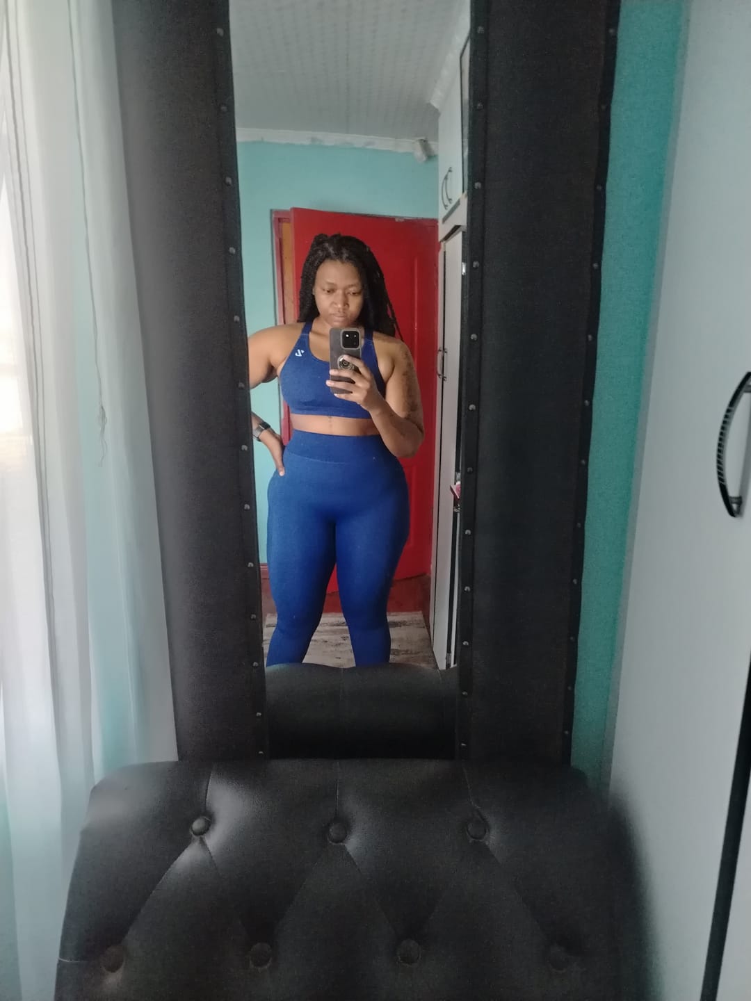 Customer photo review of Adjustable Strap High Impact Sports Bra & Pocket Leggings Set