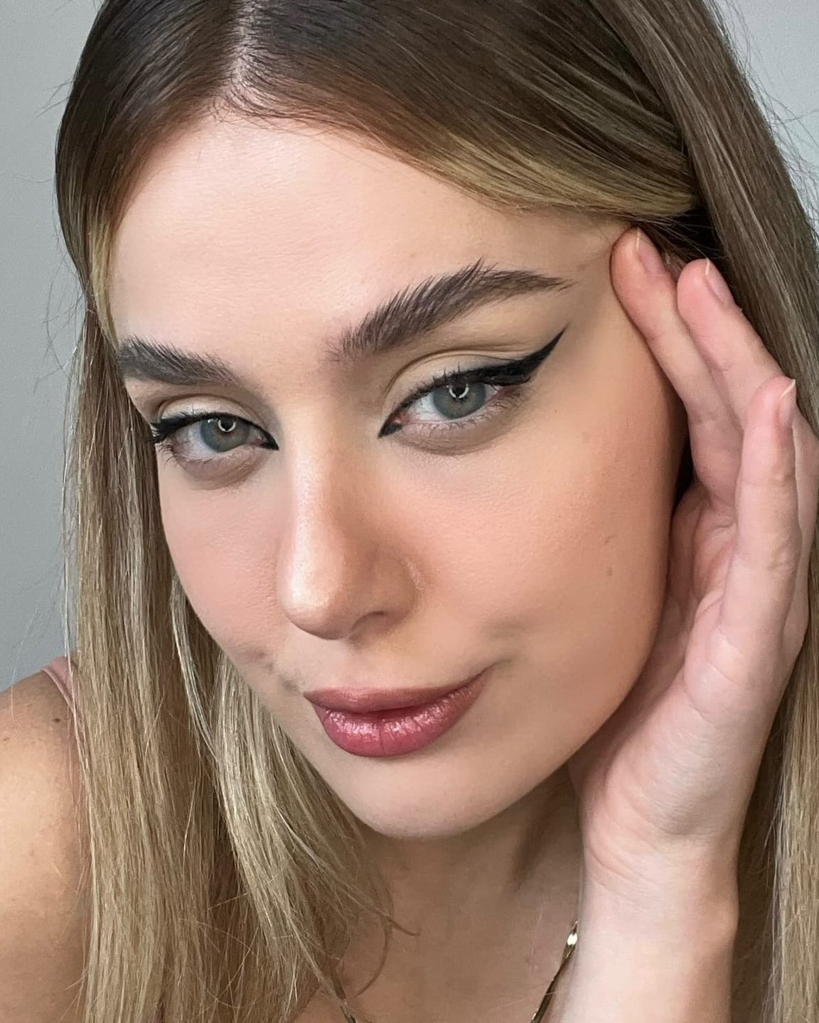 Customer photo review of Fijador de cejas larga duración