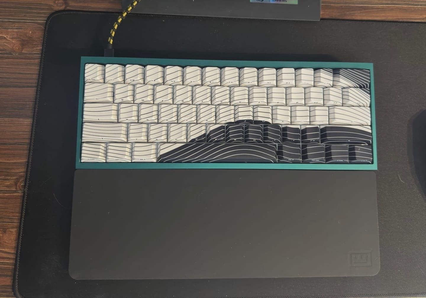 Customer photo review of KBDfans Tofu60 Redux Alüminyum Klavye Kasası