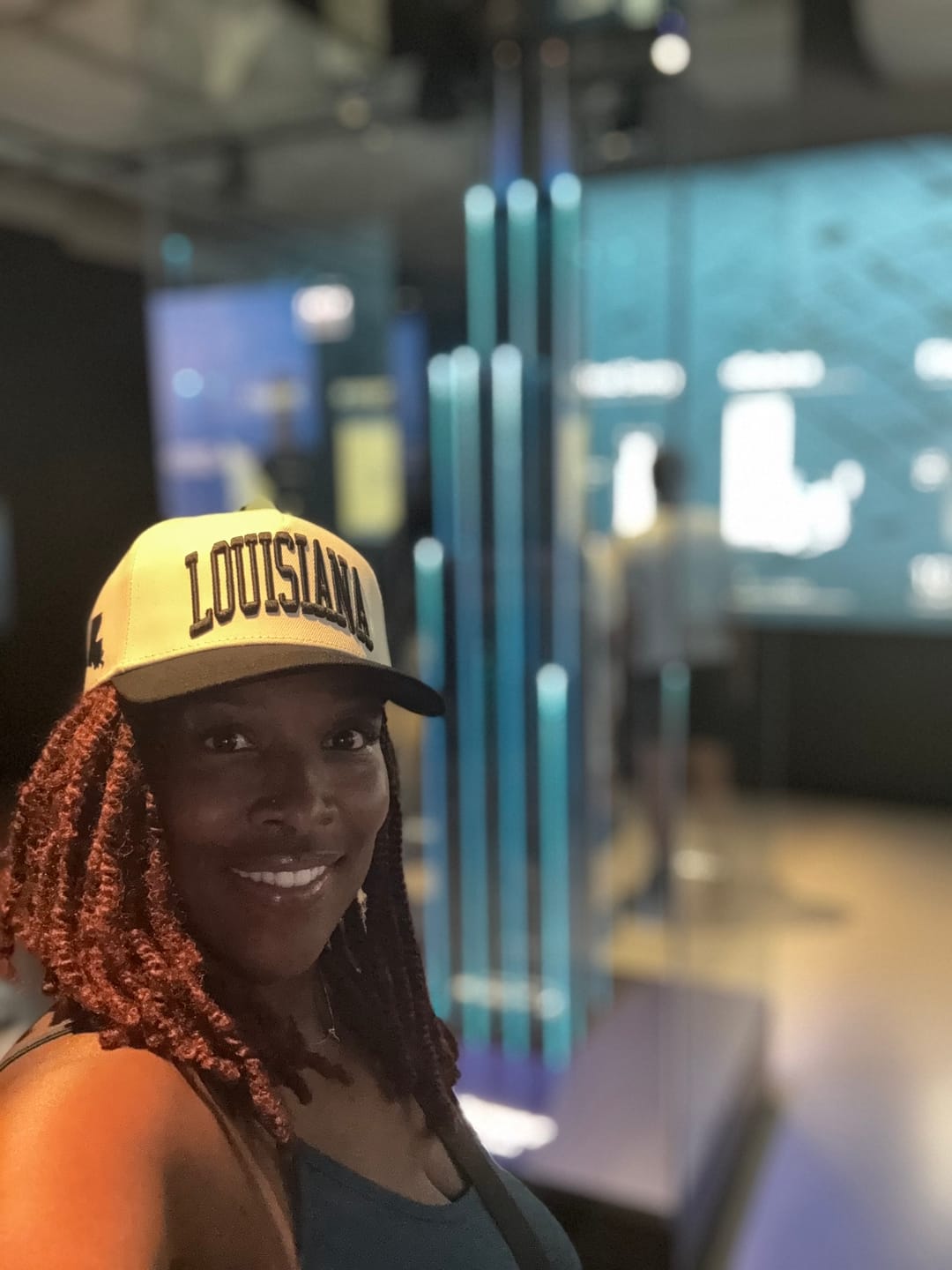 Customer photo review of LOUISIANA SNAPBACK - OFF WHITE EDITION