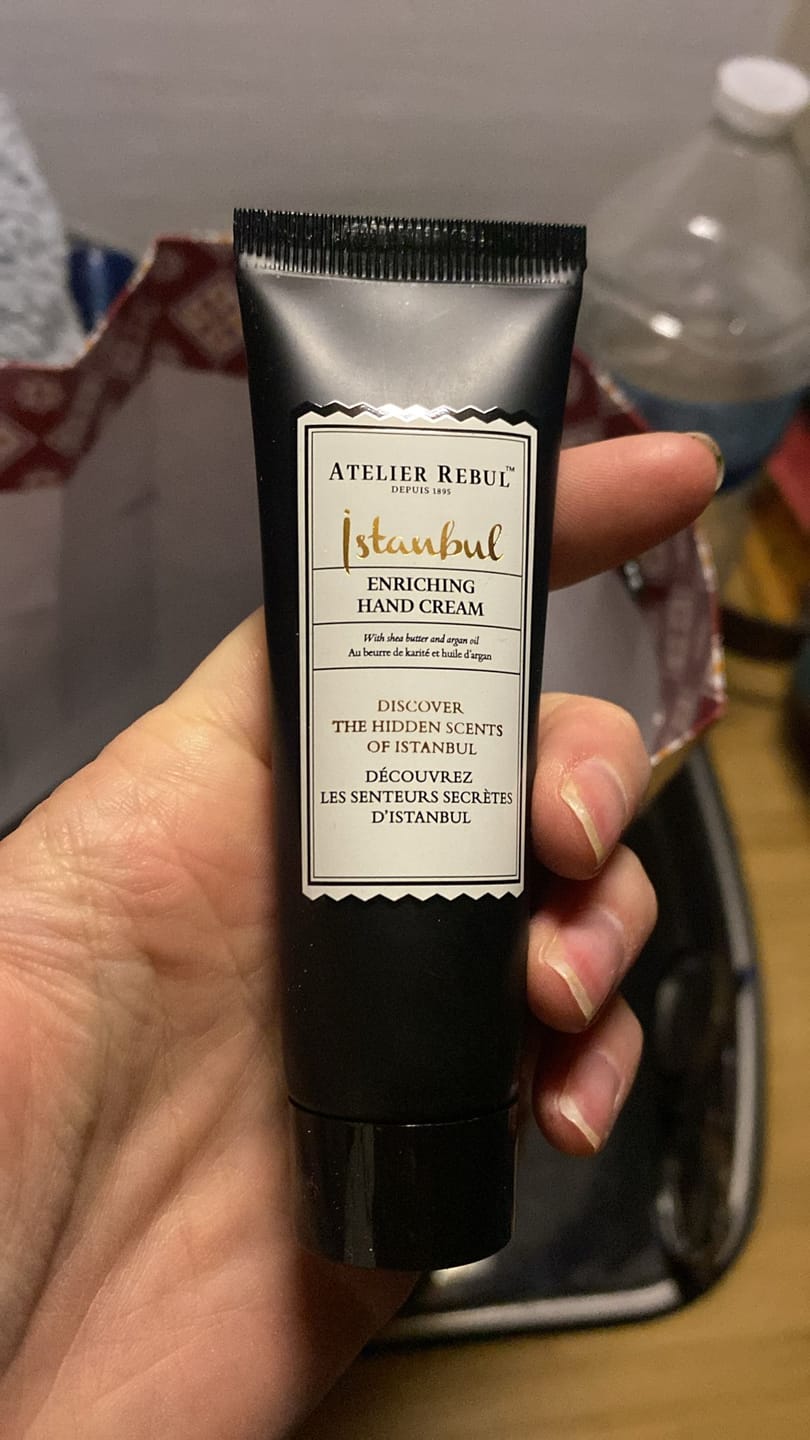 Customer photo review of No.4 Elixir Artisanal – Extrait de Parfum 100ml