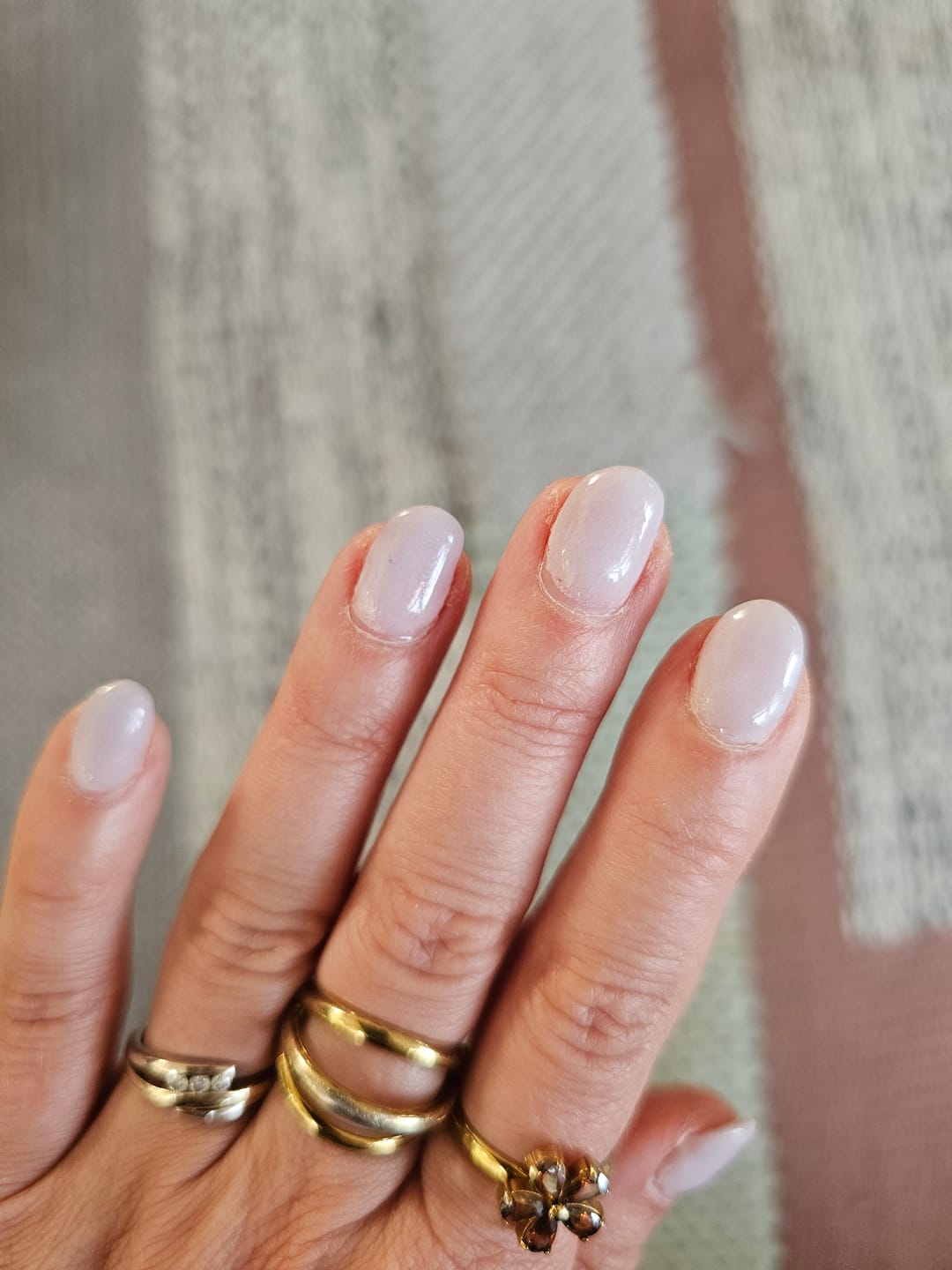Customer photo review of Nude Beige Dipping Powder