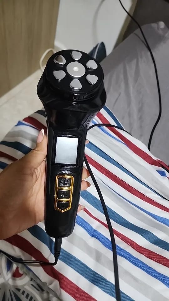Customer photo review of Mini Portable HIFU RF Ultrasonic Anti-Wrinkle Face Lifting Device