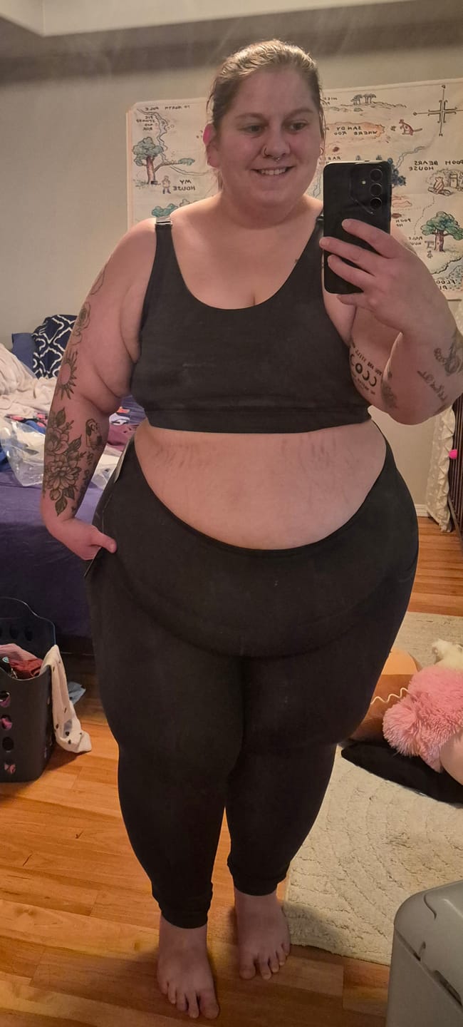 Customer photo review of Up-Tight Leggings