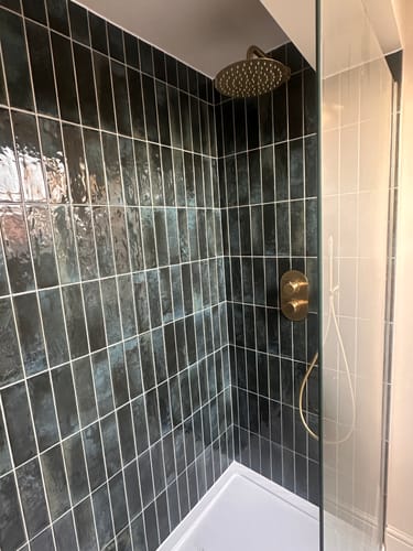 Customer photo review of Nuie 800mm Wetroom Screen With Support Bar - Brushed Brass
