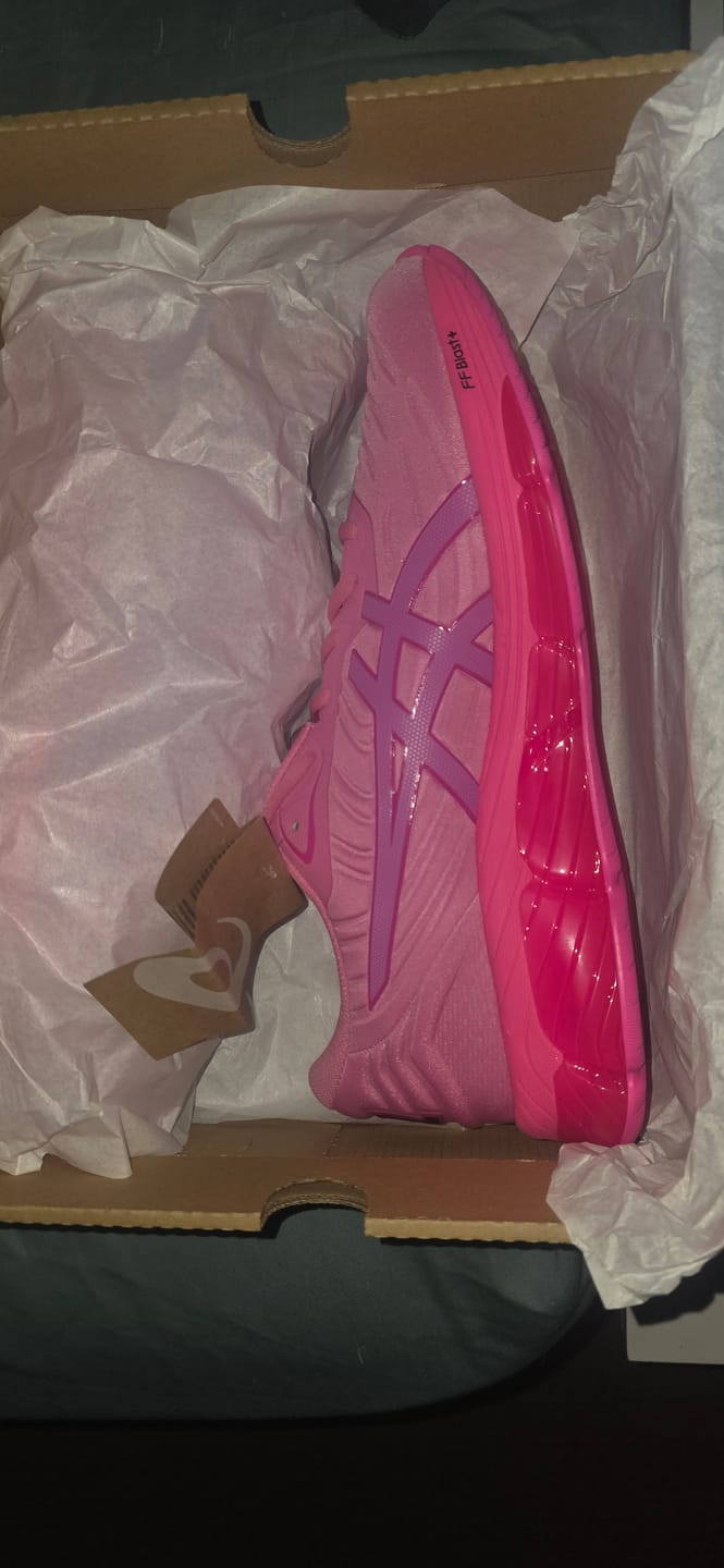 Customer photo review of Asics Gel-Quantum 360 8 Emboss 'Dragon Fruit/Pink Glo' Men's