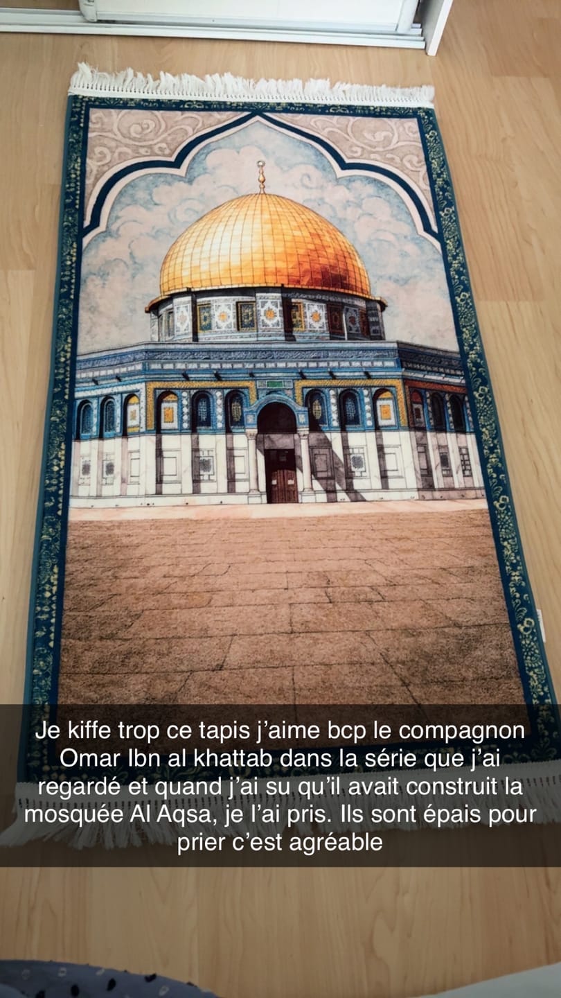 Customer photo review of Al Aqsa WaterColour  Padded Prayer Mat
