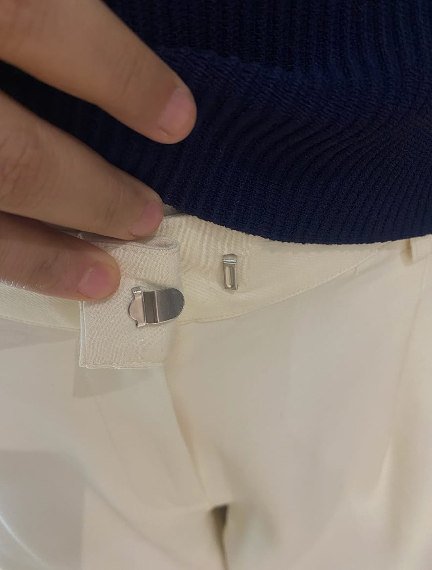 Customer photo review of Pantalones de Vestir Rectos Tailored
