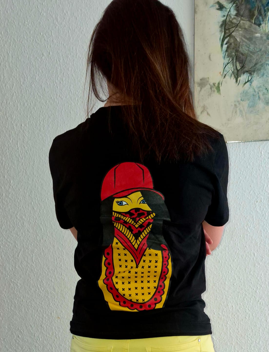 Customer photo review of Matryoshka Damen Oversized T-Shirt schwarz by SAEBIS®