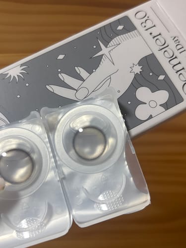 Customer photo review of Demeter 13.0 1Day Pebble Gray