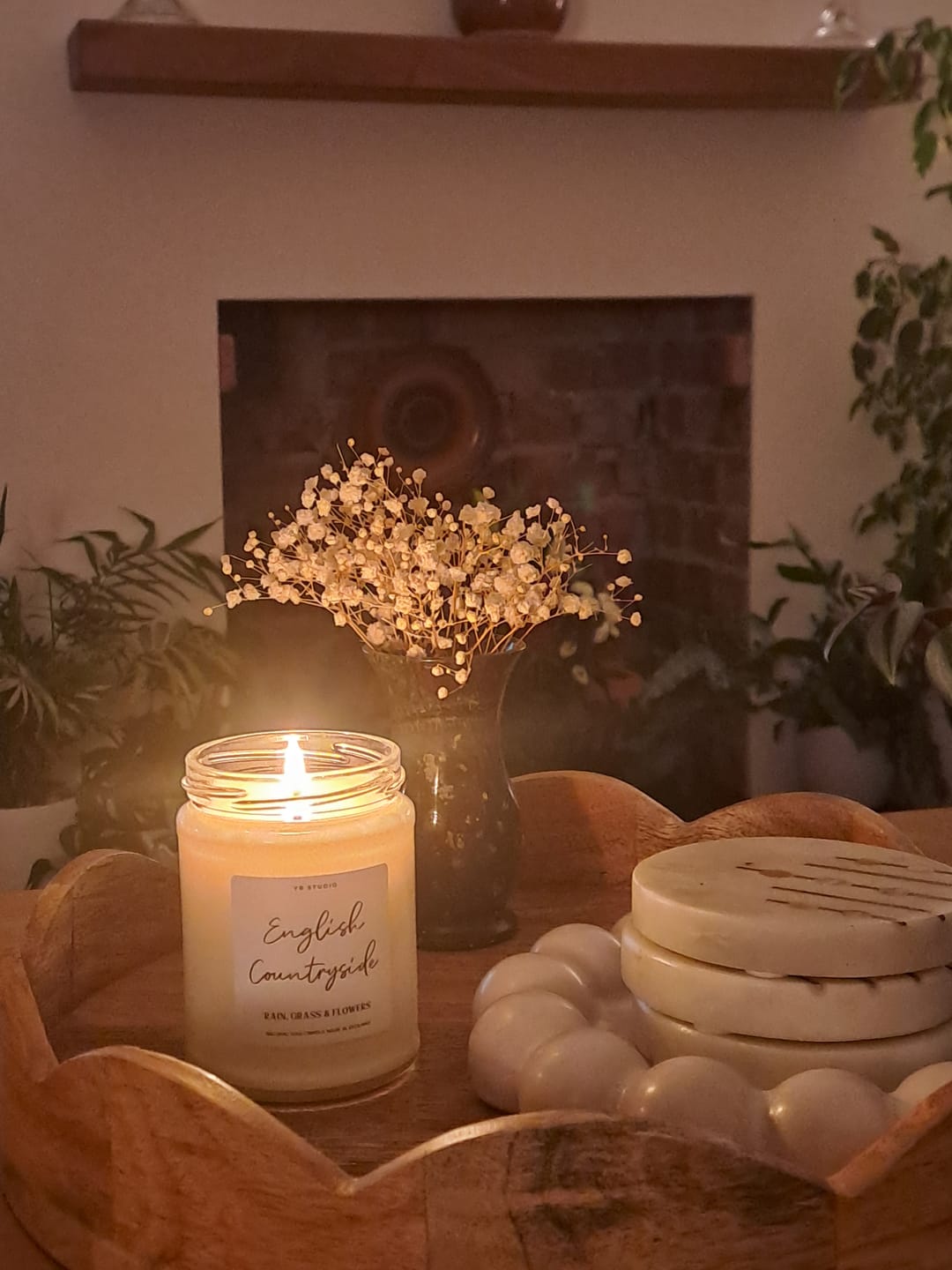 Customer photo review of English Countryside Candle