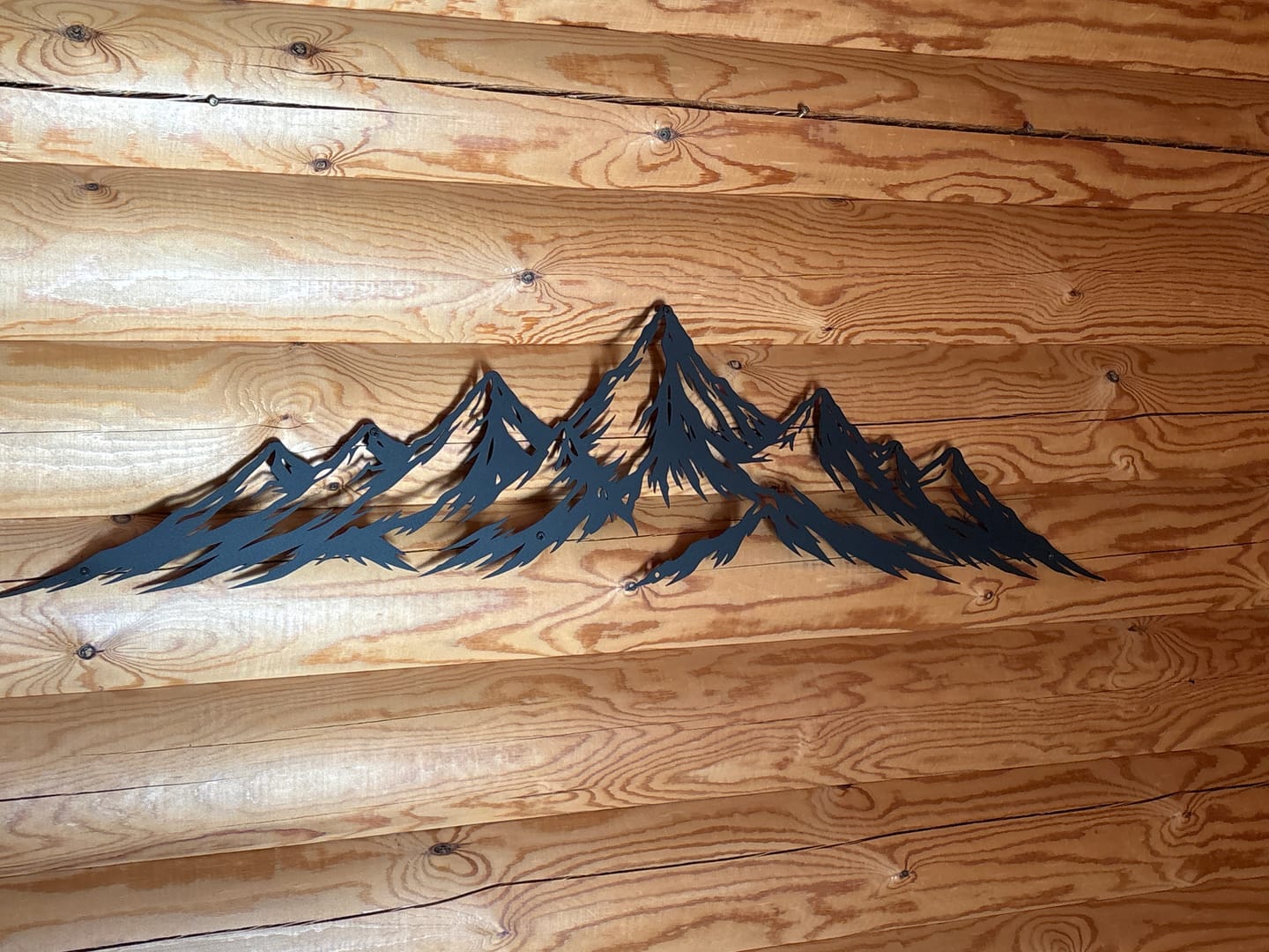 Customer photo review of Décoration murale en métal moderne - Alpine Horizon