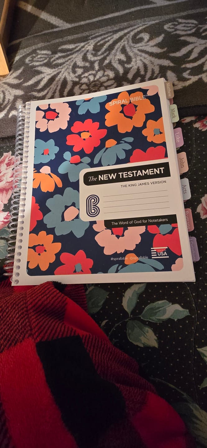 Customer photo review of Spiral Bible™ - KJV - New Testament - Floral