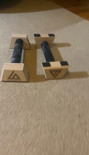 Customer photo review of Wooden Parallettes MINI