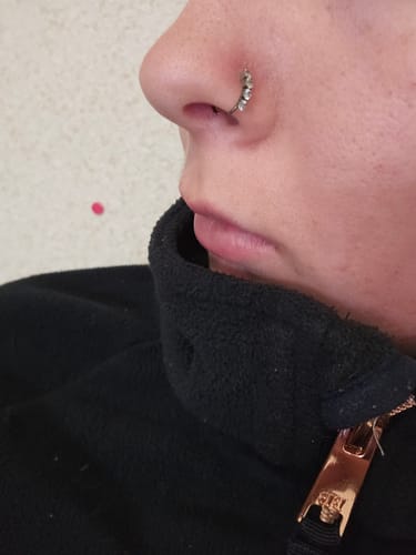 Customer photo review of Piercing Amaya
